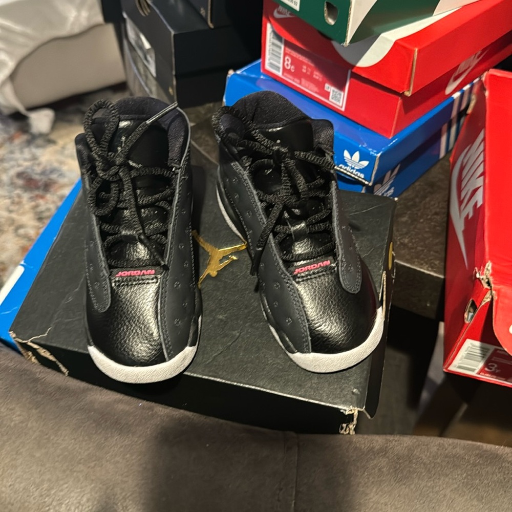 Great condition Jordan 13 retro GT